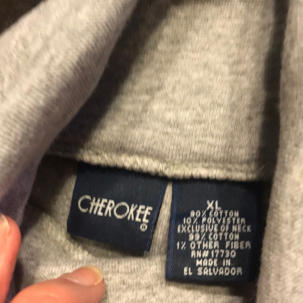 Gray Cherokee Turtleneck - Picture 4 of 6
